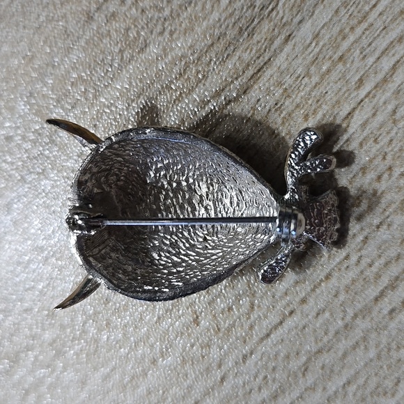 Vintage gold and silver owl brooch/pin with red eyes - Picture 2 of 2